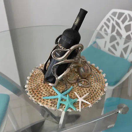 Octopus Apartment