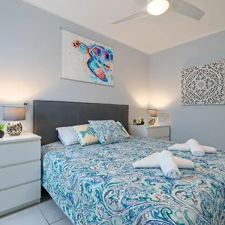 Octopus Apartment